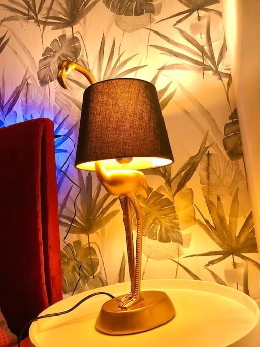 La Lover'S Jungle Pont-Sur-Yonne 外观 照片